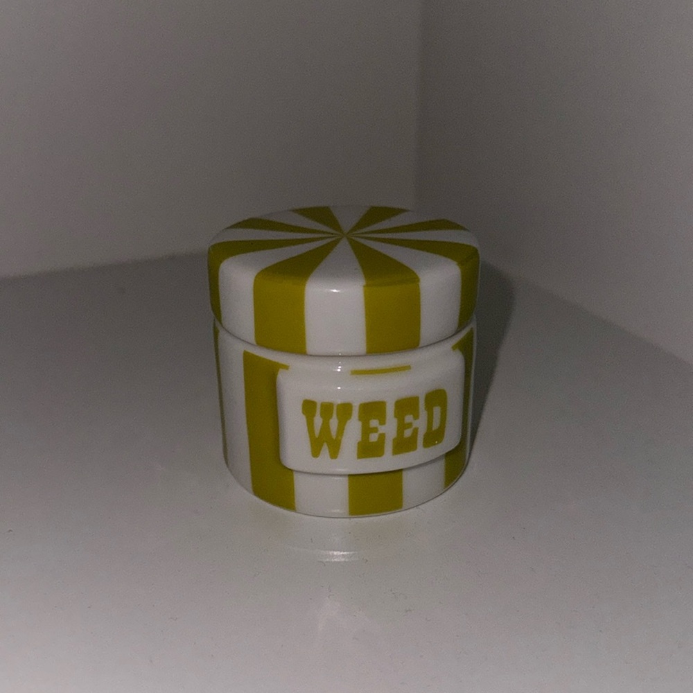 Mini canister